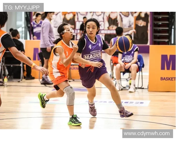 赛后分析：上海篮球队与广州篮球队的耐力对决全景回顾