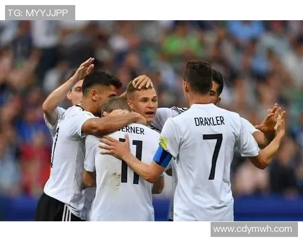 智利与德国决赛阵容分析及球员表现对比探讨 智利与德国决赛阵容分析及球员表现对比探讨